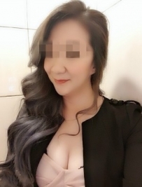 臺北外約 跟老女人做愛別有一番滋味在心頭 喜歡密我直接...
