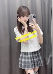 +Gleezy：br3666  中部兼職    小舒  157.B+.43kg.19歲  甜美臉蛋