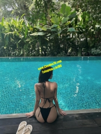 台北信義區    大奶氣質正妹  本人超溫柔  美腿足交自帶黑絲