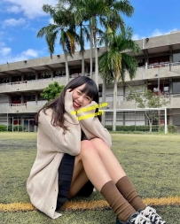 臺北學生妹  靚怡156/43/B/20y 鄰家女的外型  氣質美女臉蛋
