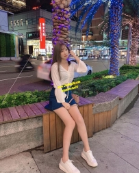 愛愛  162/小C/21/45 熱舞系學生妹， 帥氣不失性感的直率女生~