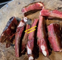 謝謝大陸馬甲提供的大豬鼻子/臘肉五花肉/香腸/豬腿/豬蹄..