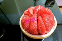 請你們吃柚子啦
