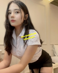 高雄5k 多元 159cm C 24歲 46kg妹子皮膚好，有制服和黑絲誘惑