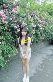 恩恩 164.45.C+.23  時髦亮麗美腿音樂系靓妹 超甜美 很愛笑  ...