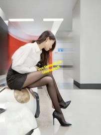 看房買房不如試床  身高166 24歲美女房仲  纖細長腿正妹