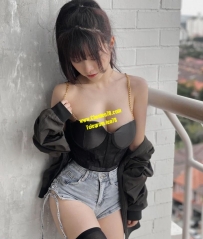 （雅玲 158.D.45.20歲）  服務，69、舌吻、毒龍、奶泡任你玩...